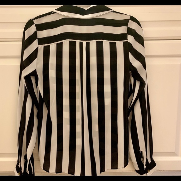Striped Professional Shirt - Picture 2 of 3